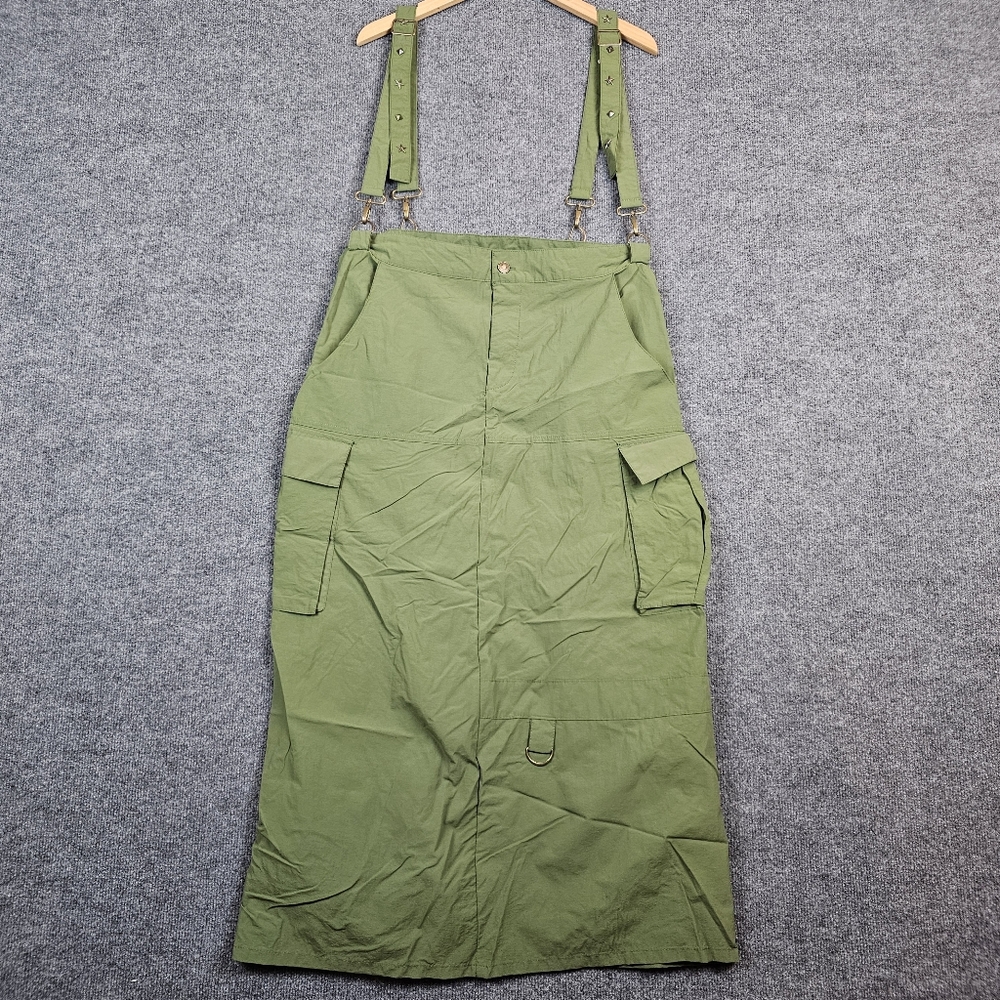 Forever 21 Cargo‎ Skirt w Detachable Suspenders & Pockets in Army Green